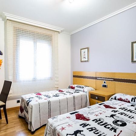 Piso Vacacional En La Playa De Rodeira Daire Cangas do Morrazo Dış mekan fotoğraf